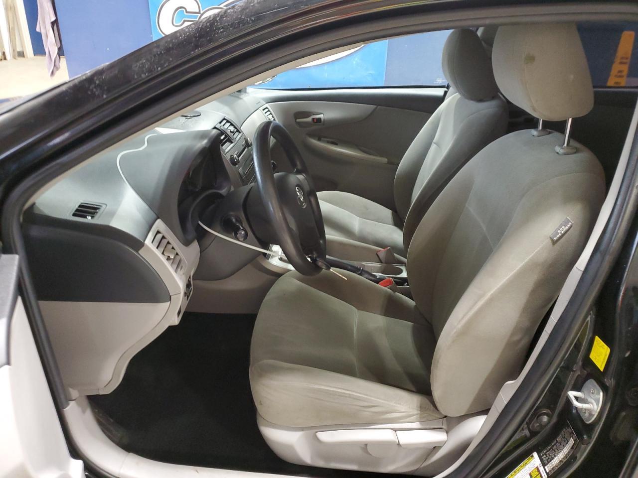 2011 TOYOTA COROLLA