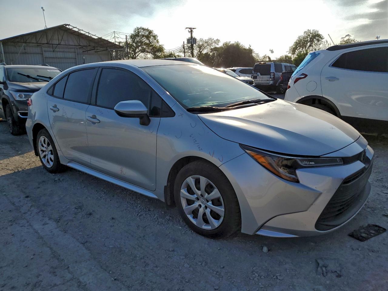 2023 TOYOTA COROLLA