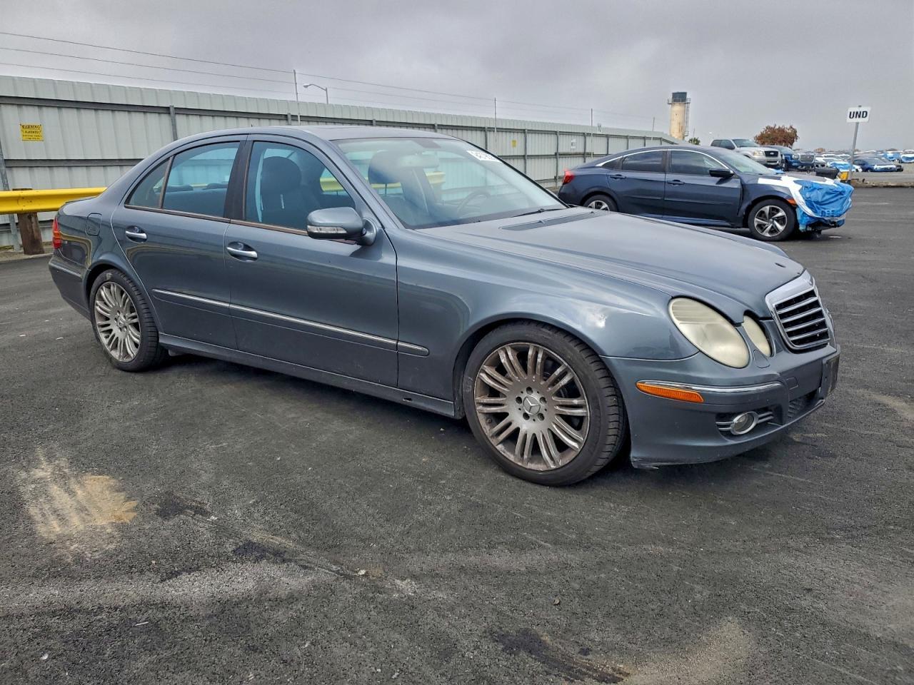 2008 MERCEDES-BENZ E-Class