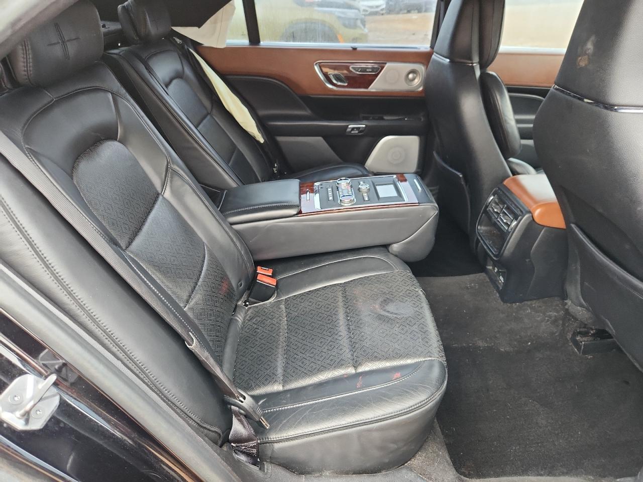 2019 LINCOLN Continental