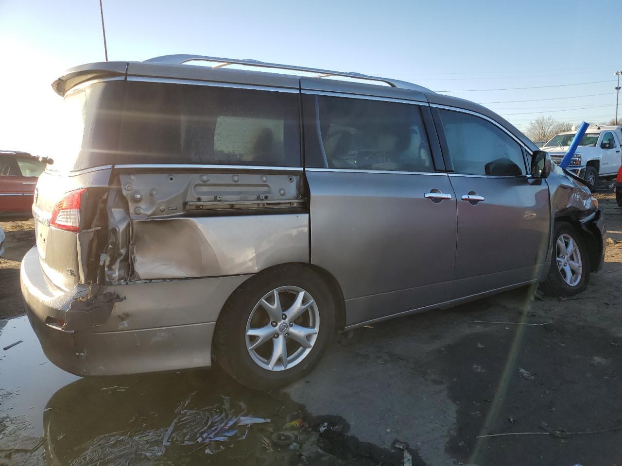 2012 NISSAN Quest