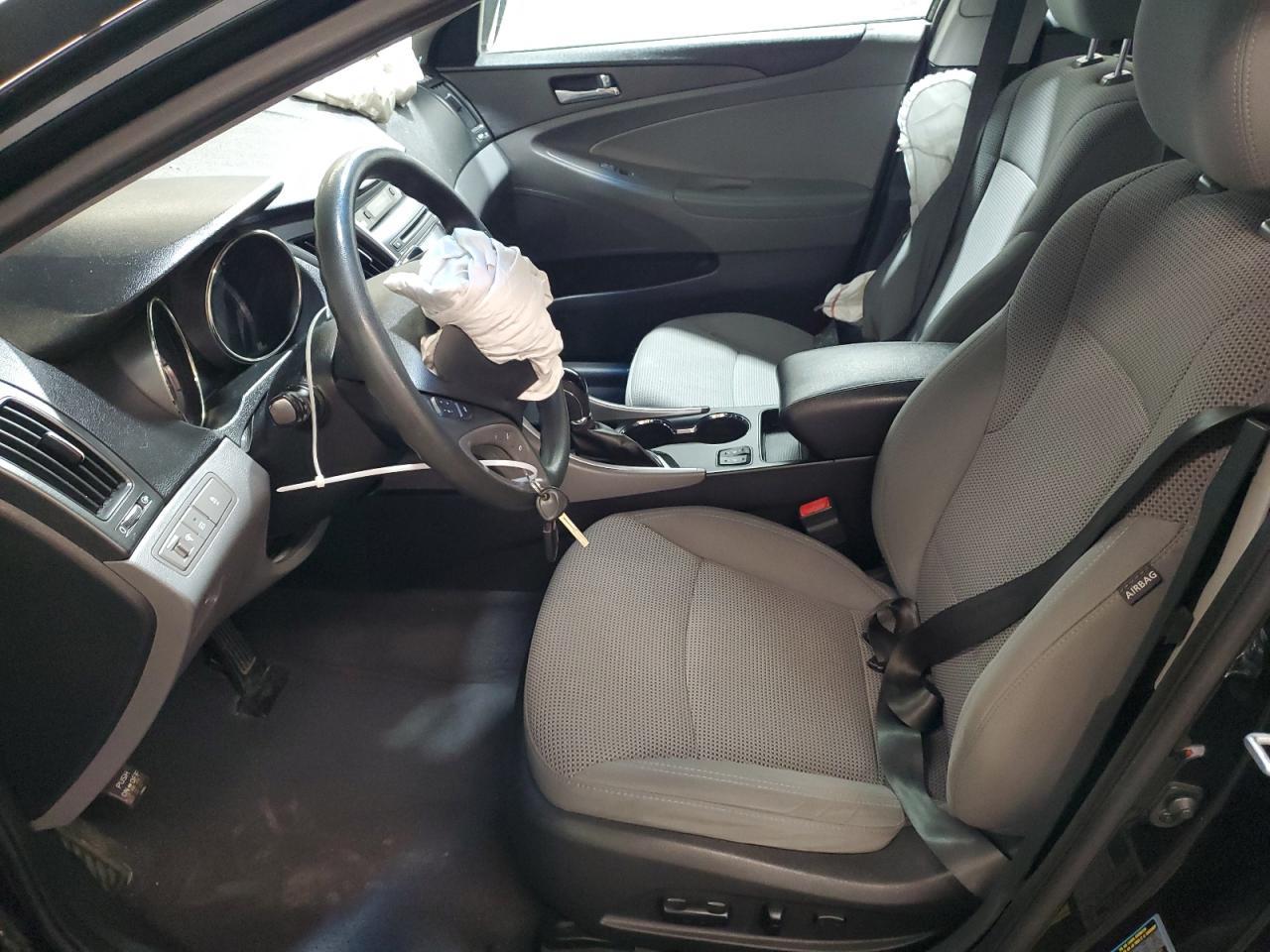 2013 HYUNDAI SONATA