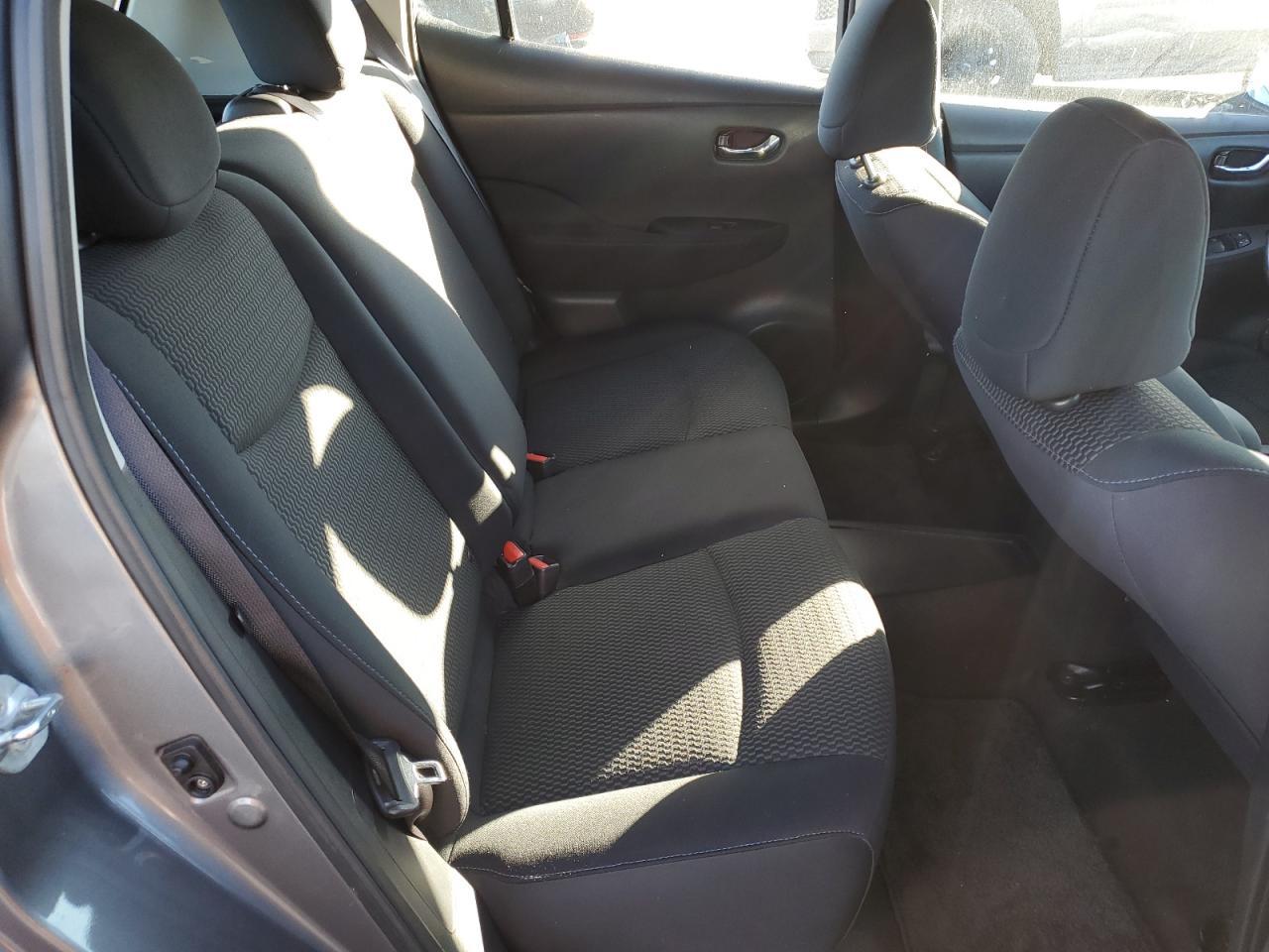 2015 NISSAN LEAF