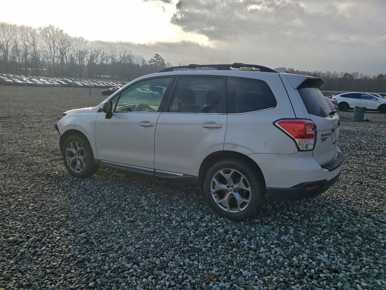 2018 SUBARU FORESTER
