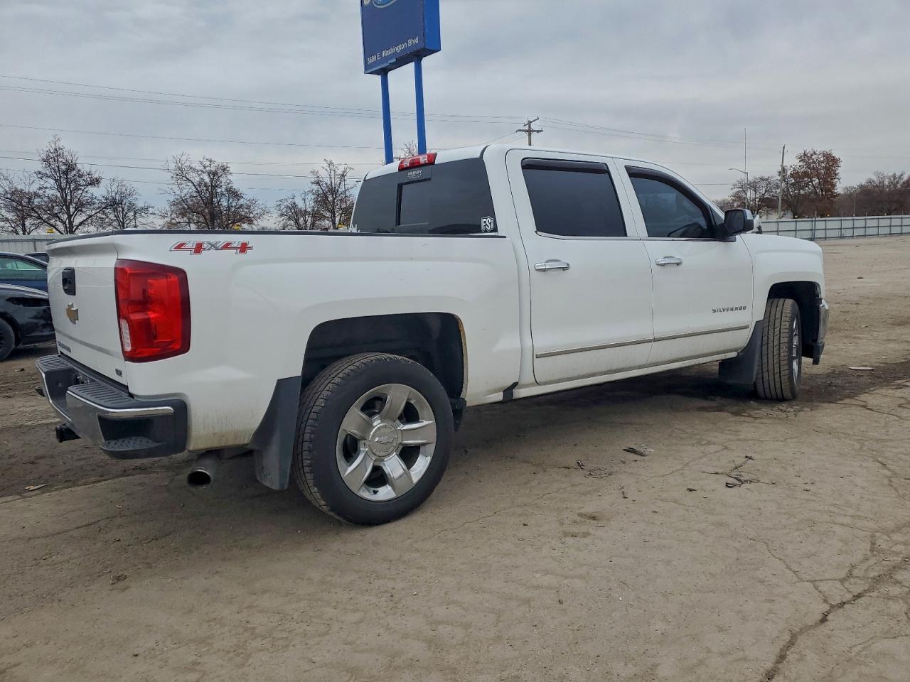 2017 CHEVROLET Silverado