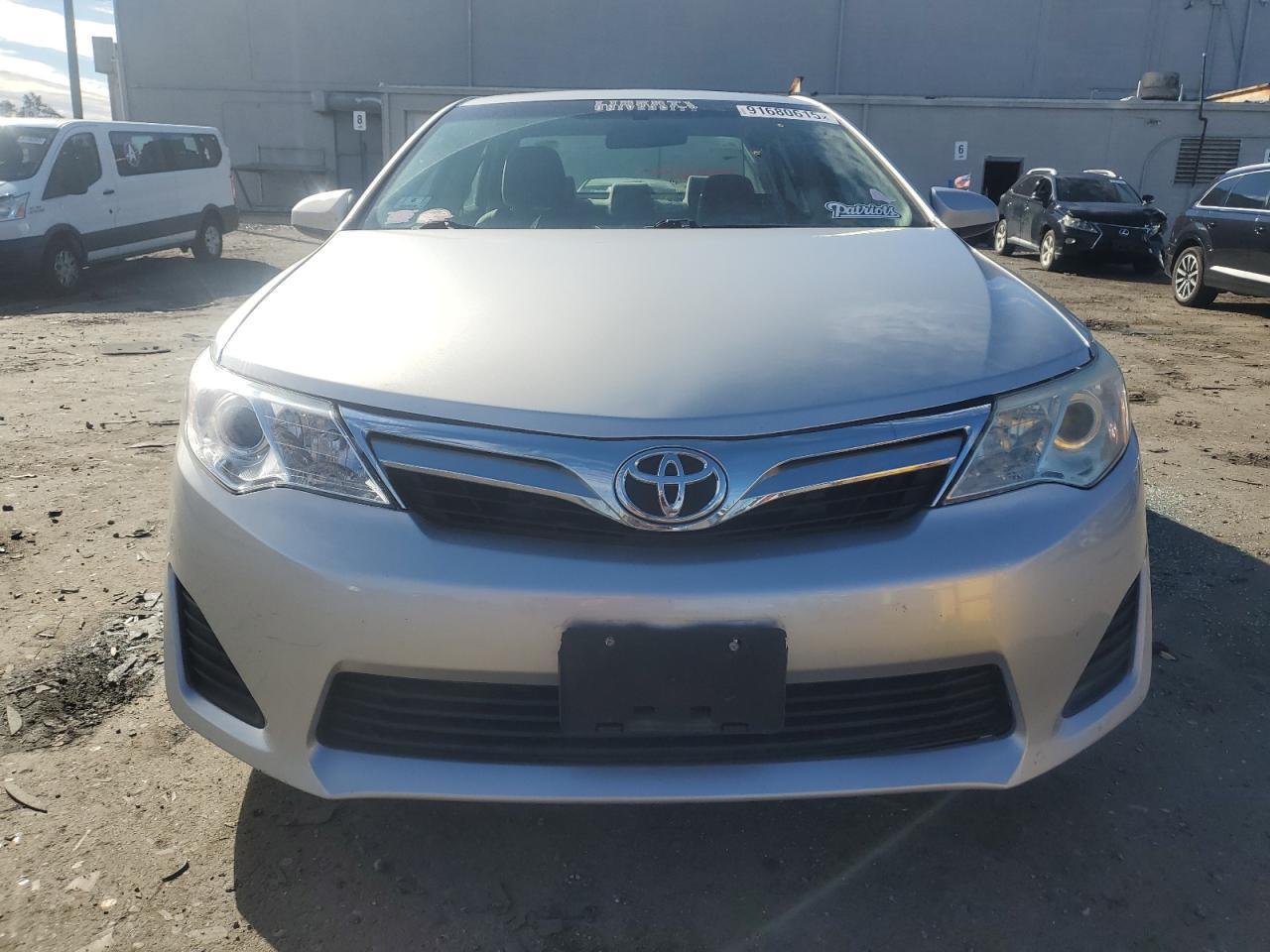 2013 TOYOTA CAMRY