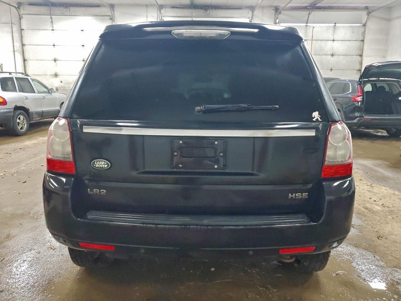 2011 LAND ROVER LR2