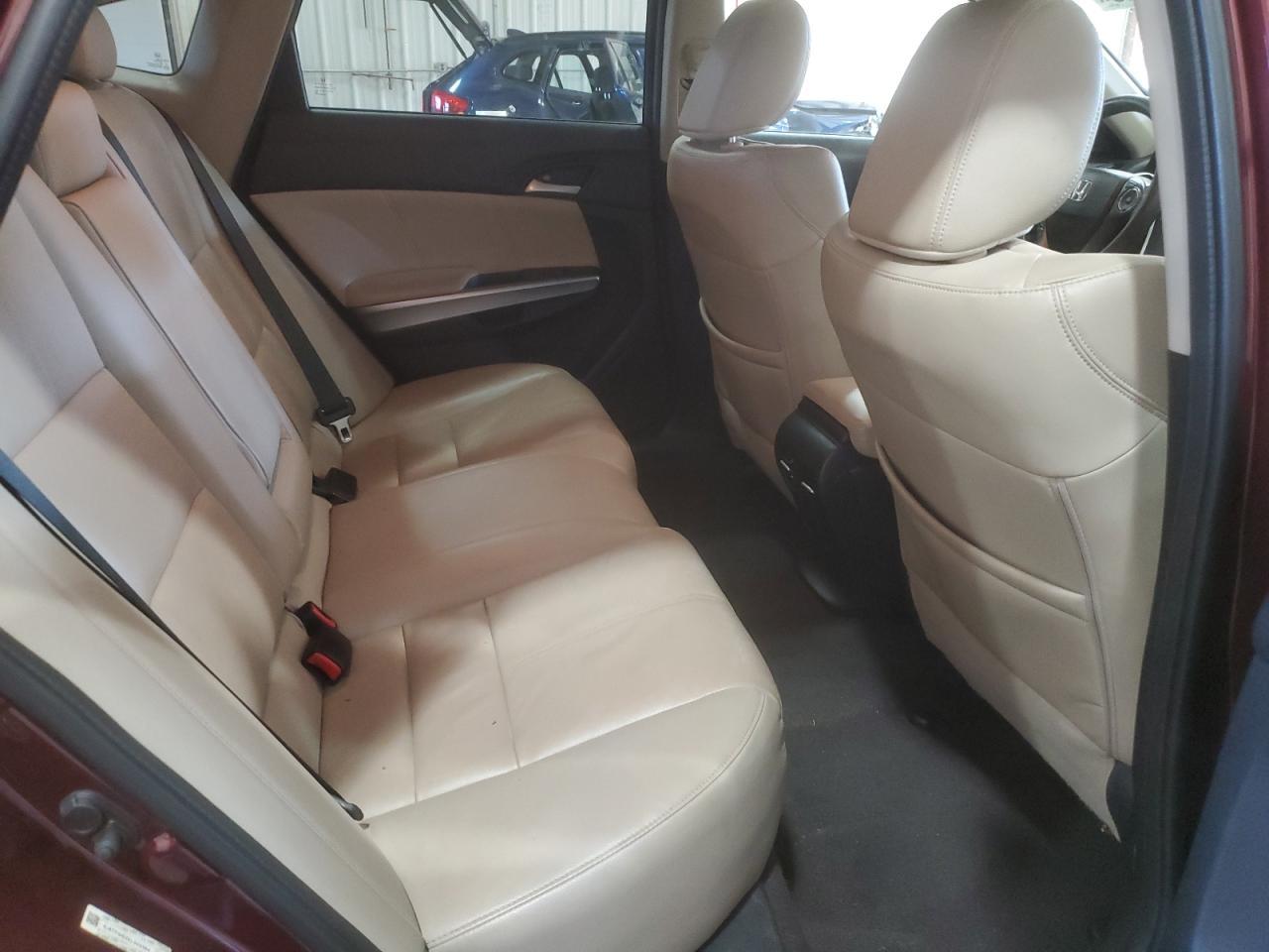 2014 HONDA Crosstour