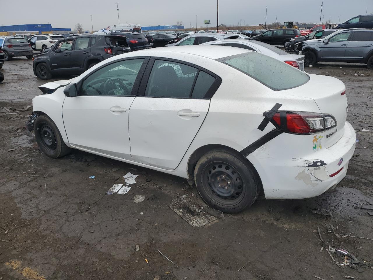 2013 MAZDA 3