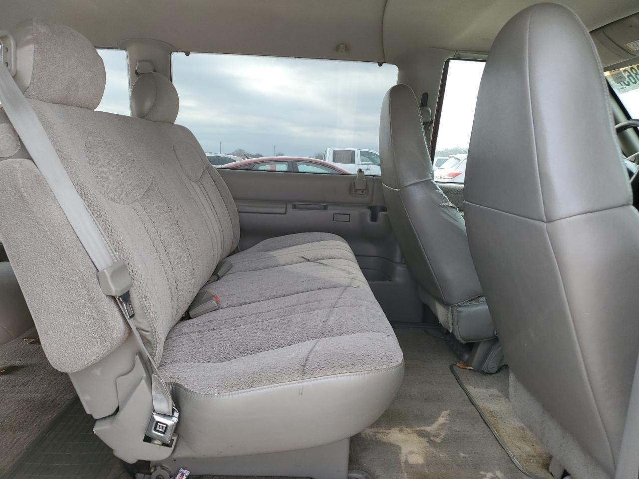 1999 CHEVROLET Astro