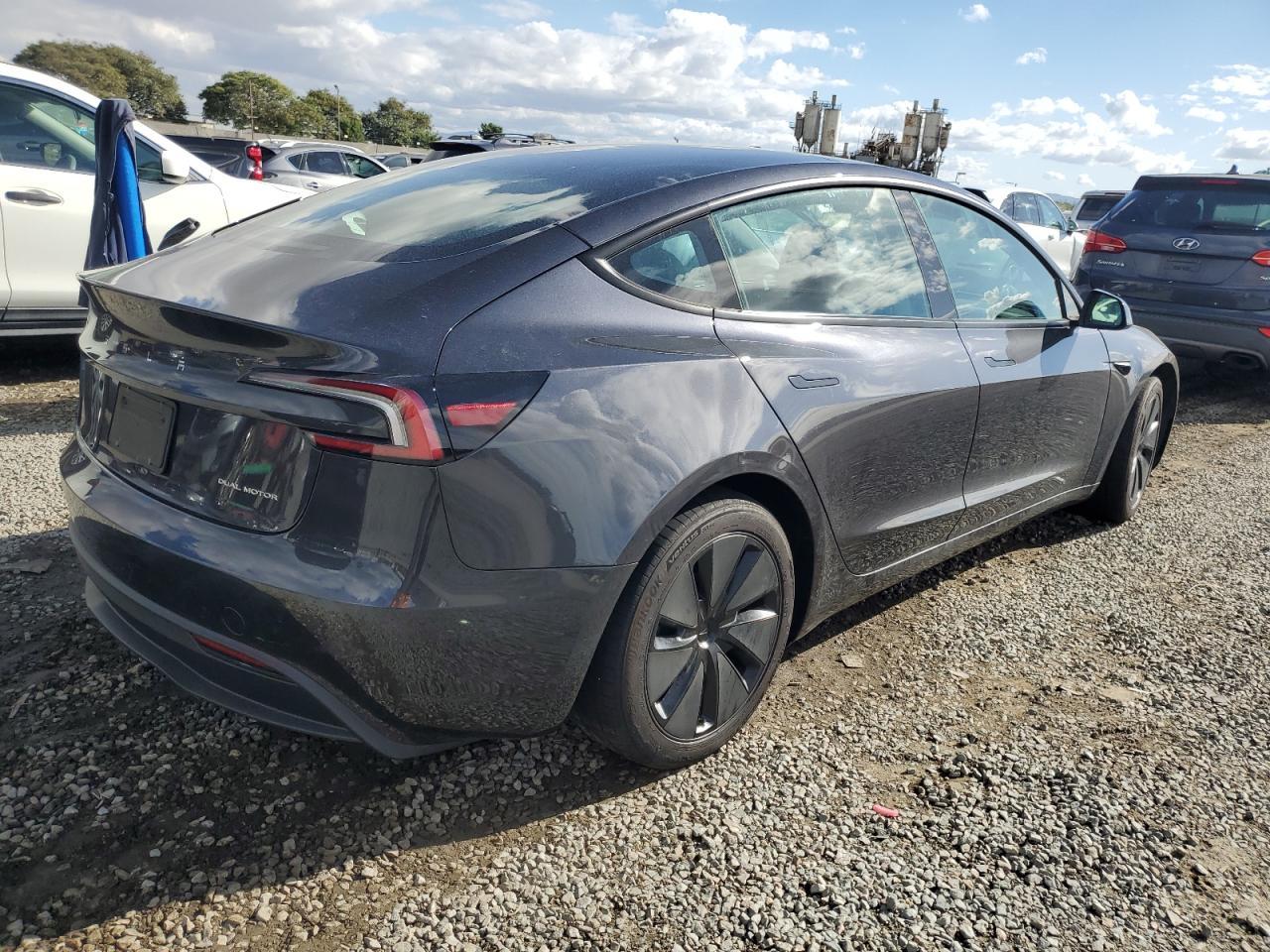 2024 TESLA MODEL 3