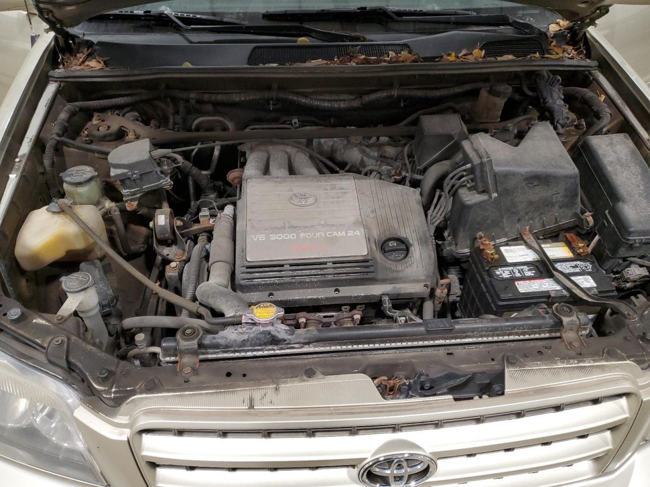 2003 TOYOTA HIGHLANDER