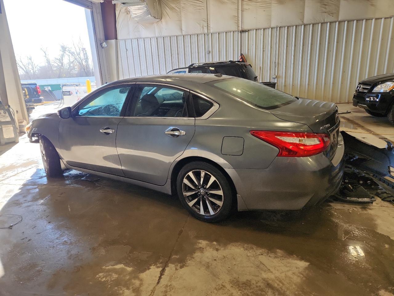2017 NISSAN ALTIMA