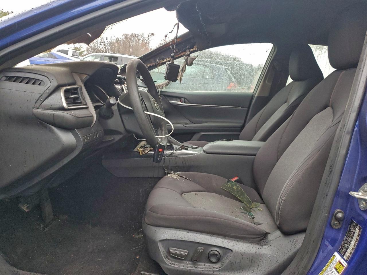 2018 TOYOTA CAMRY