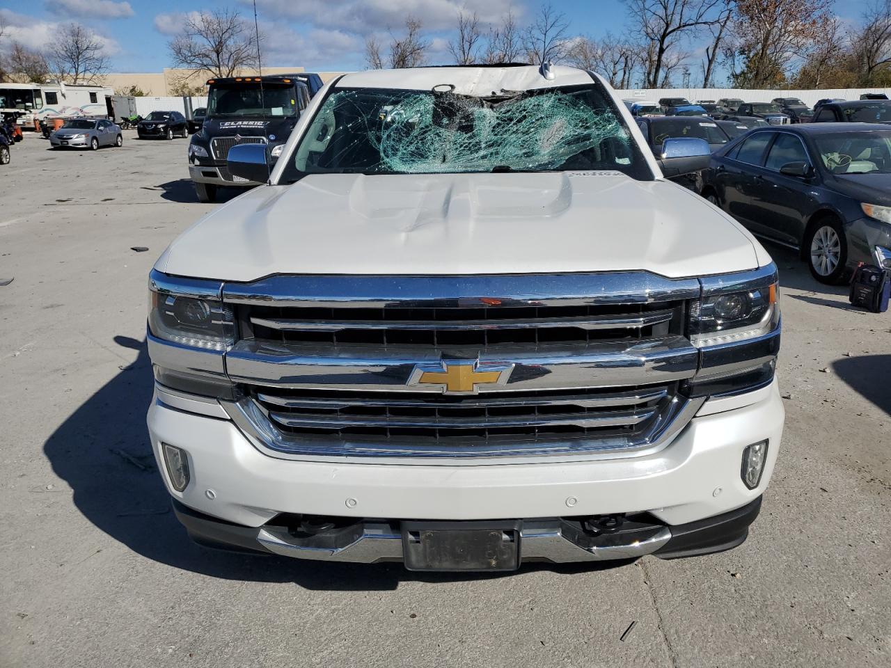 2018 CHEVROLET Silverado