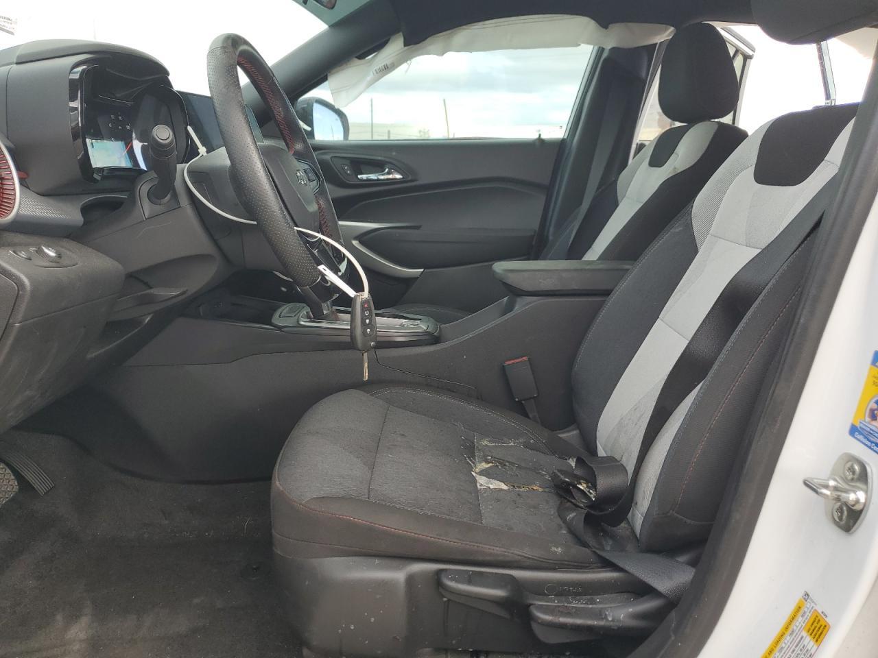 2025 CHEVROLET TRAX