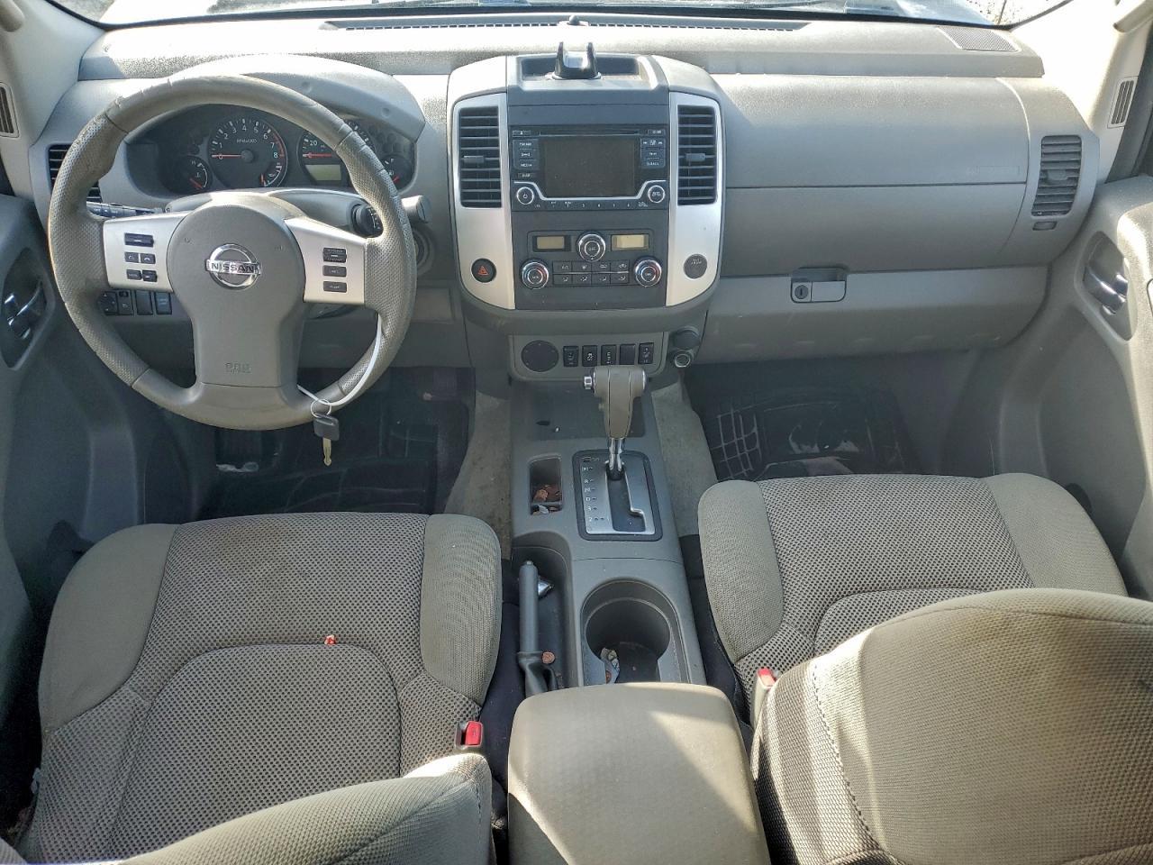 2015 NISSAN Frontier