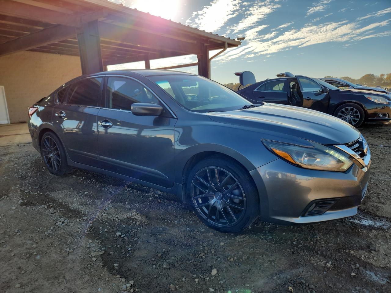 2017 NISSAN ALTIMA