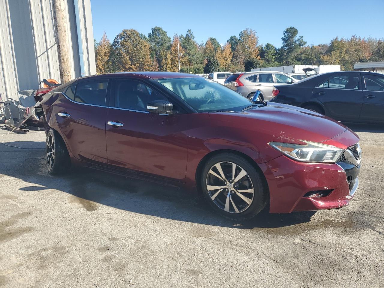 2016 NISSAN Maxima