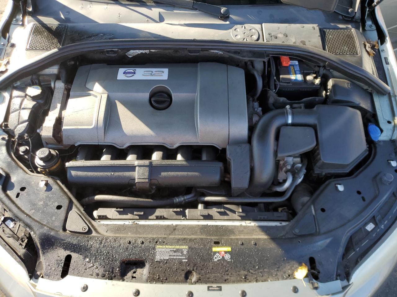 2008 VOLVO XC70