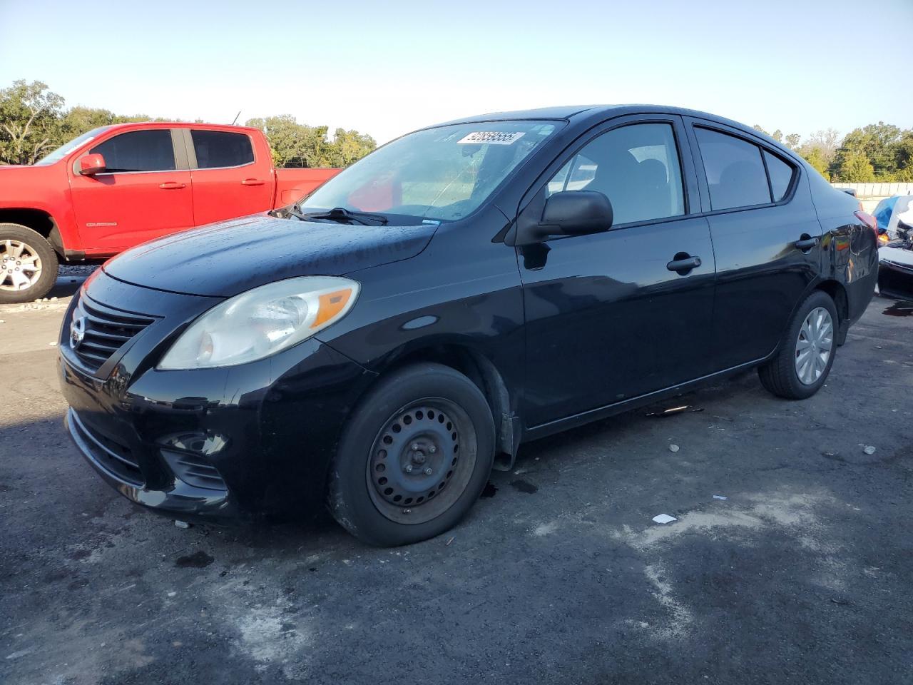2013 NISSAN VERSA