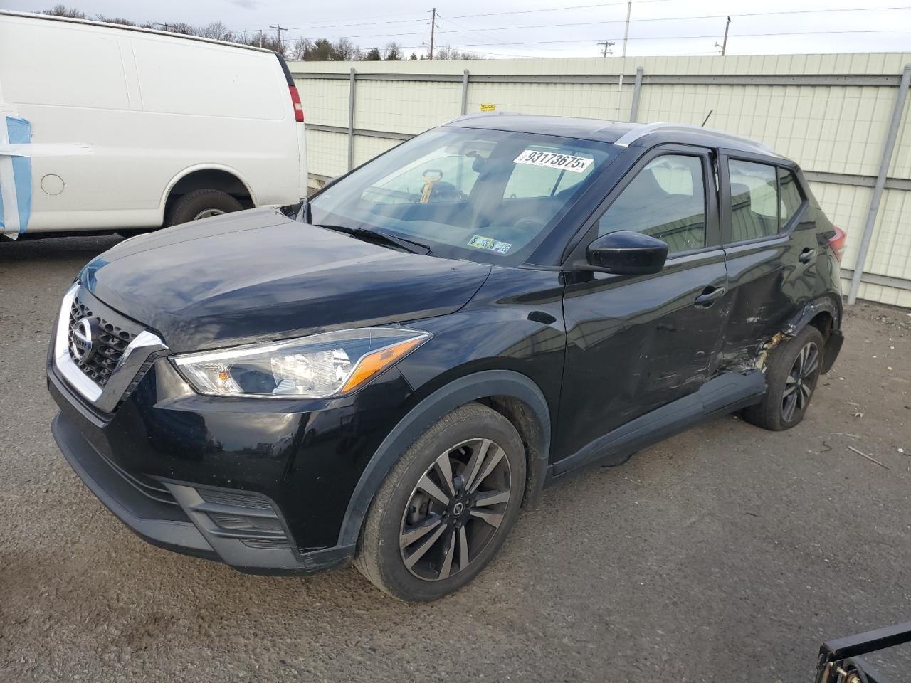 2019 NISSAN KICKS