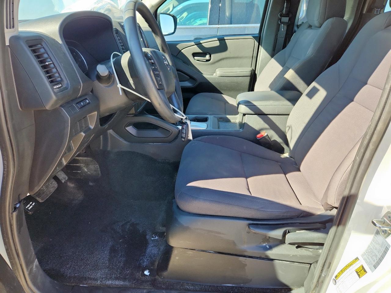 2024 NISSAN Frontier