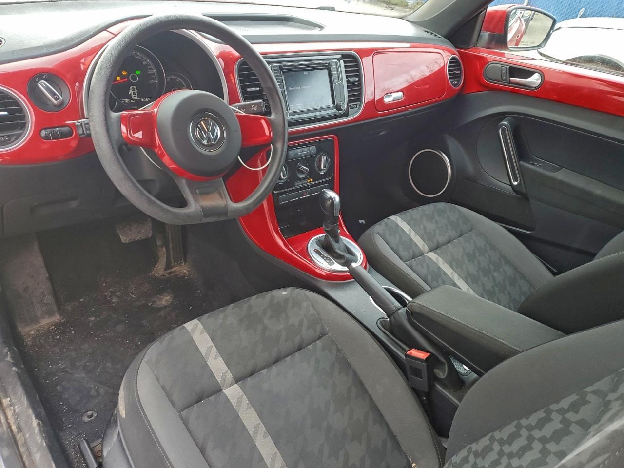 2017 VOLKSWAGEN Beetle