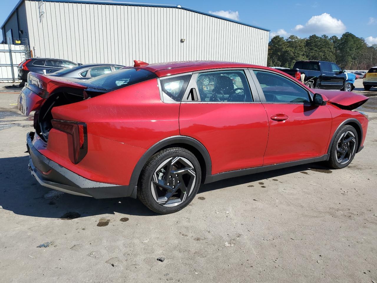2025 KIA K4