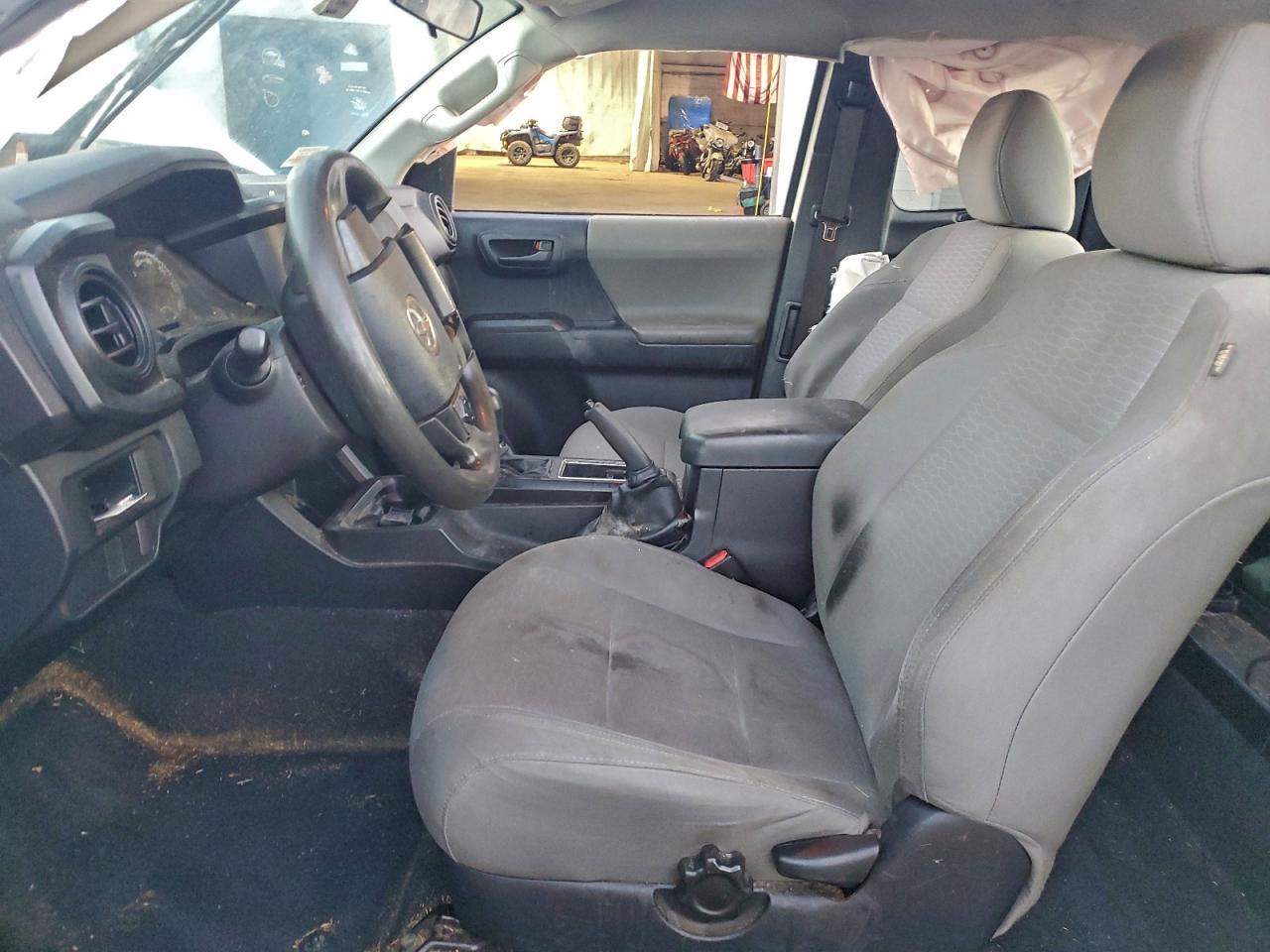 2016 TOYOTA TACOMA