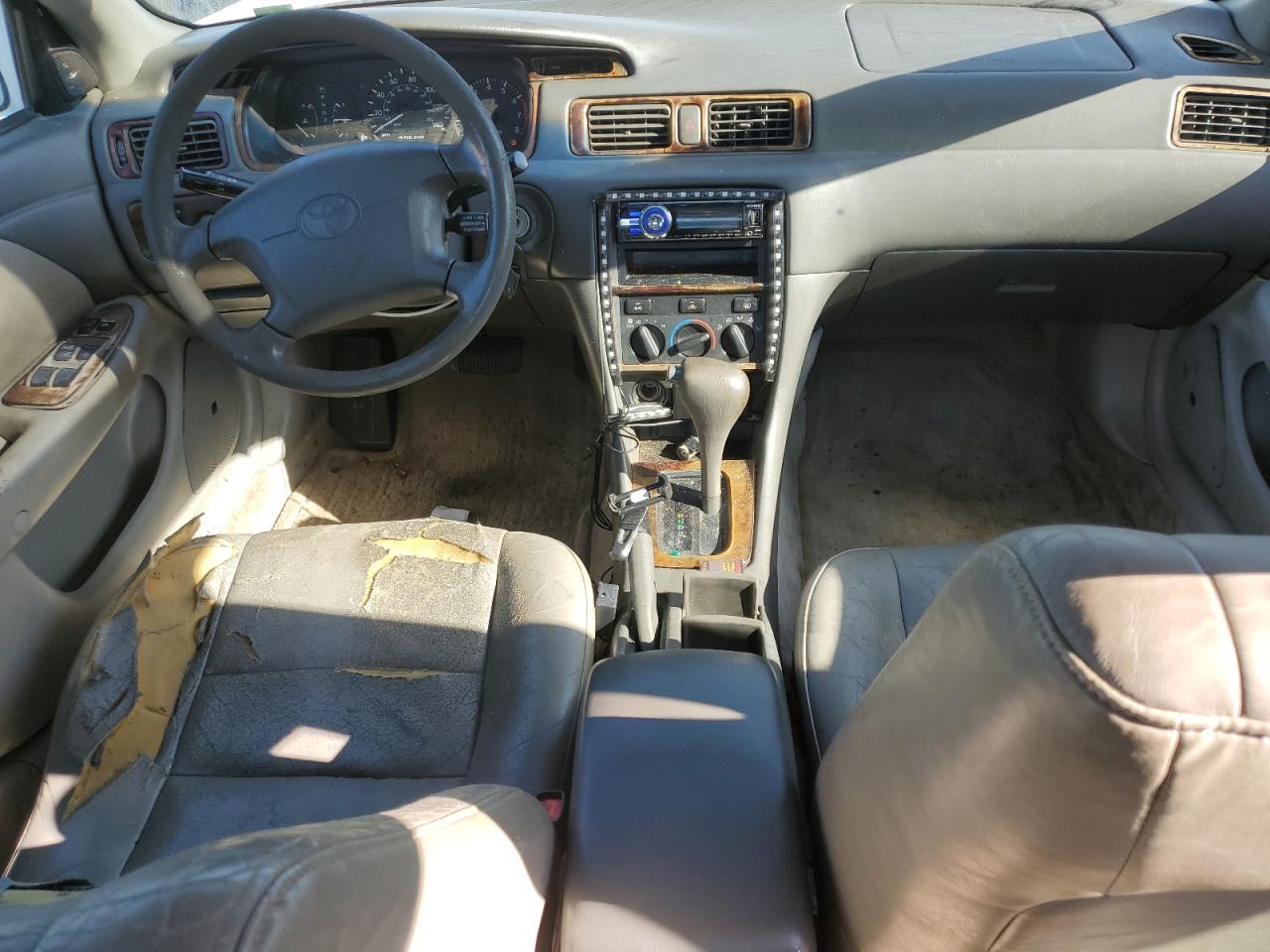 2001 TOYOTA CAMRY
