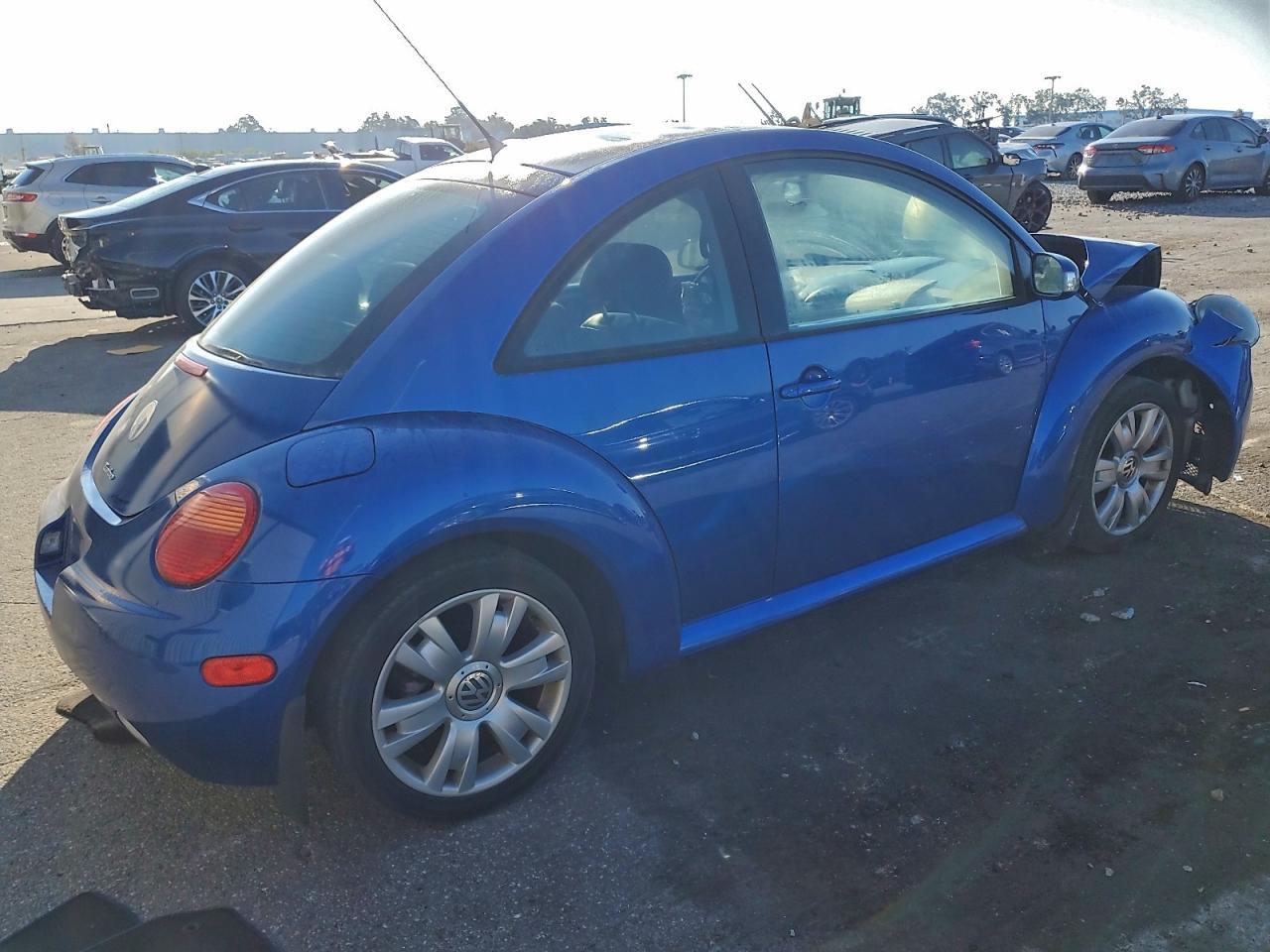 2003 VOLKSWAGEN Beetle