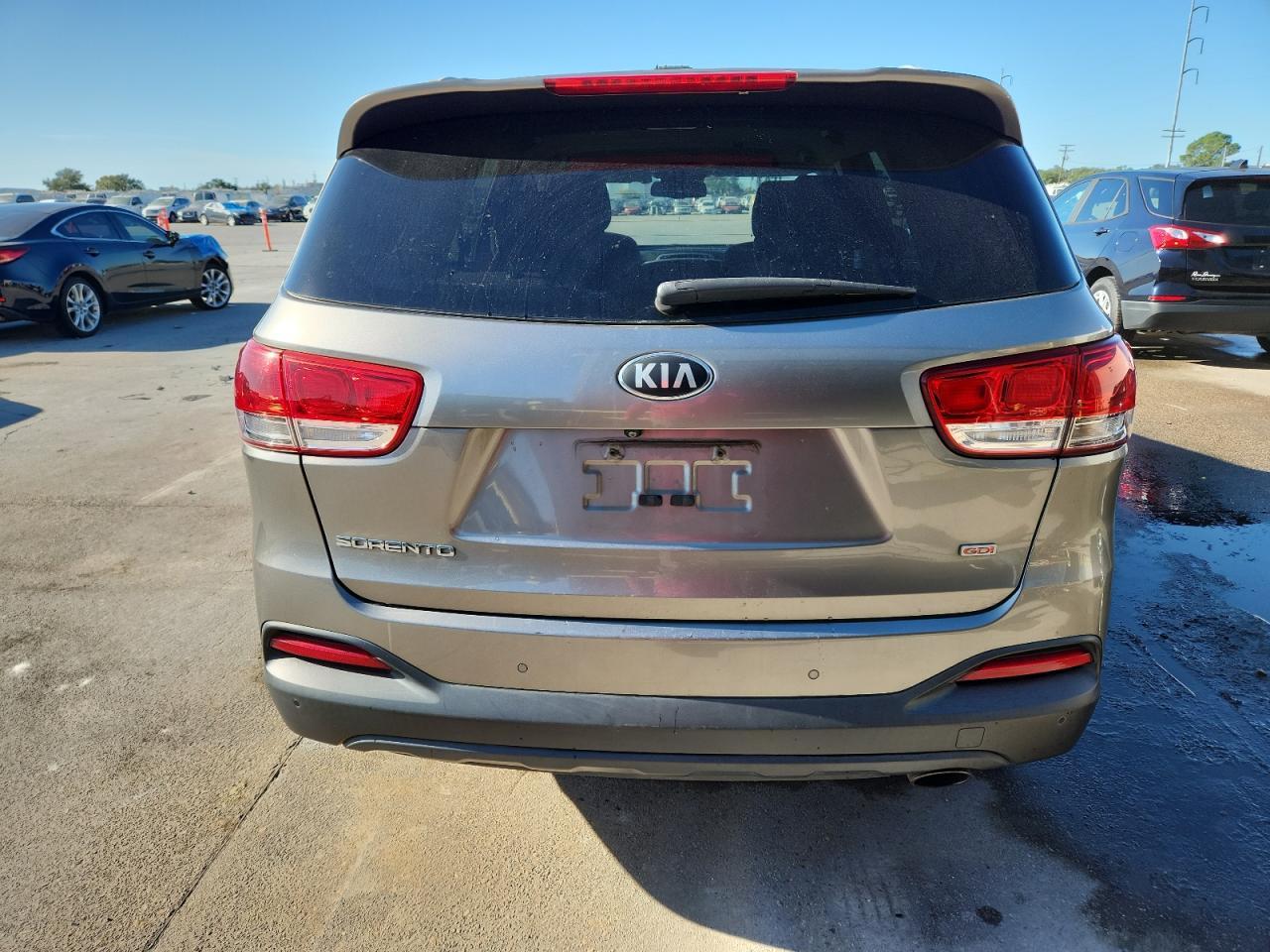 2016 KIA SORENTO