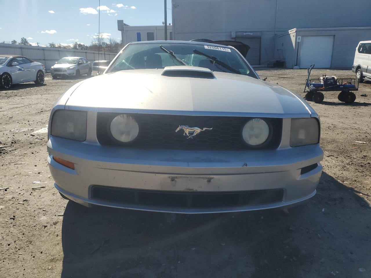 2009 FORD MUSTANG