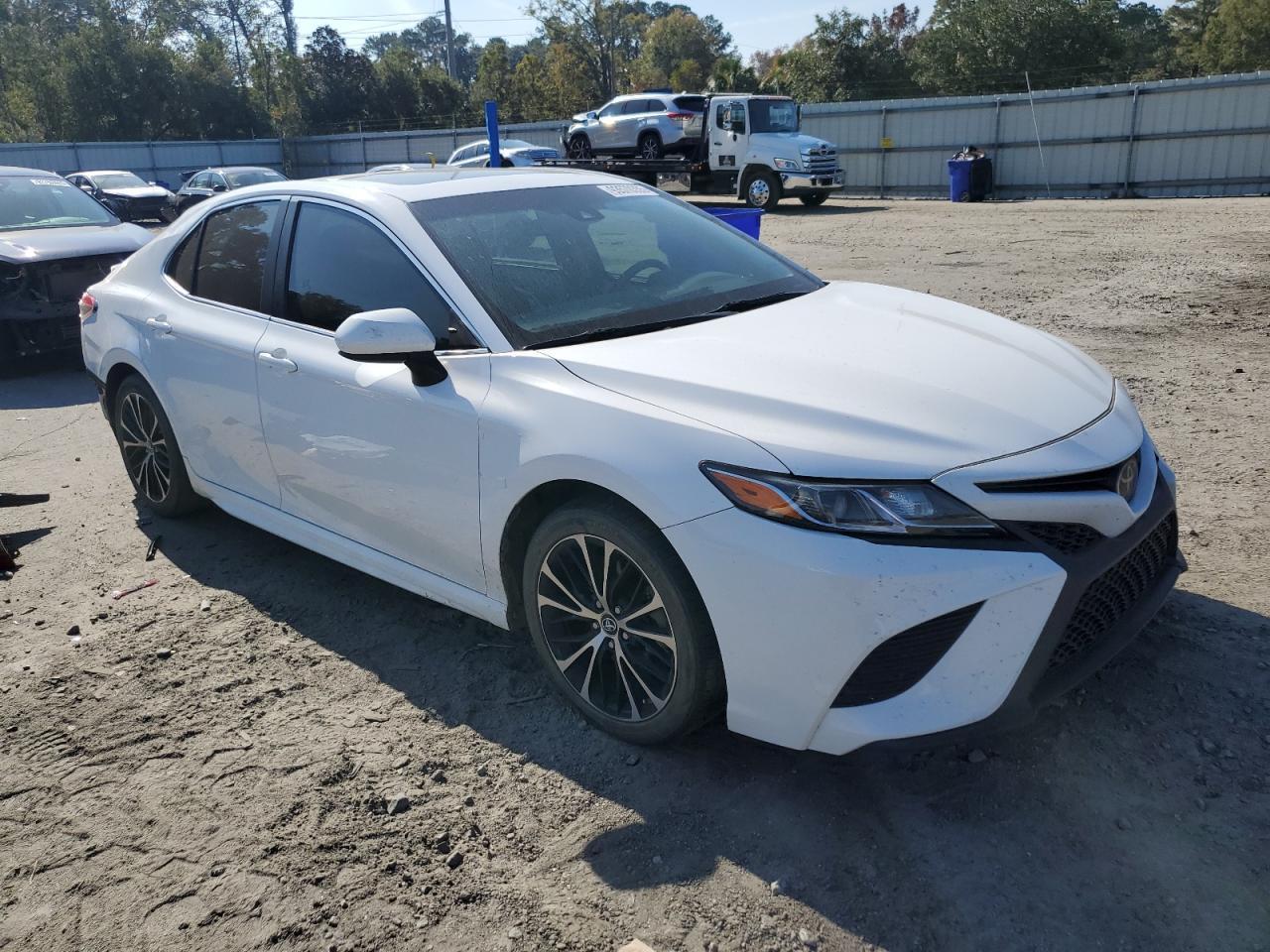 2018 TOYOTA CAMRY