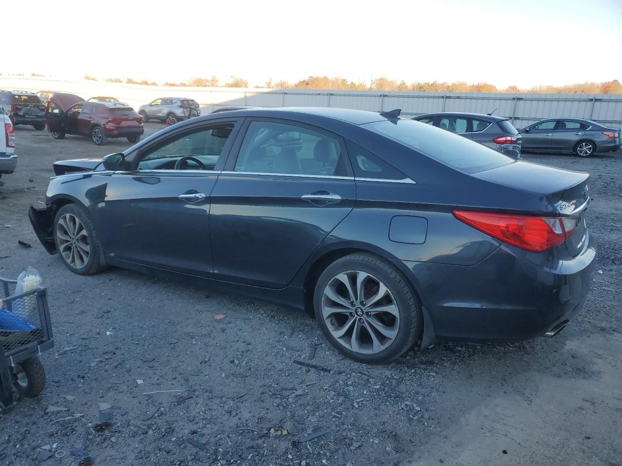 2013 HYUNDAI SONATA