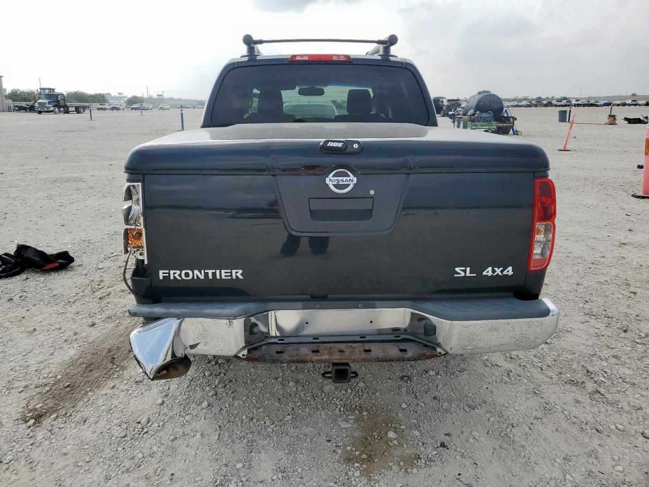 2012 NISSAN Frontier