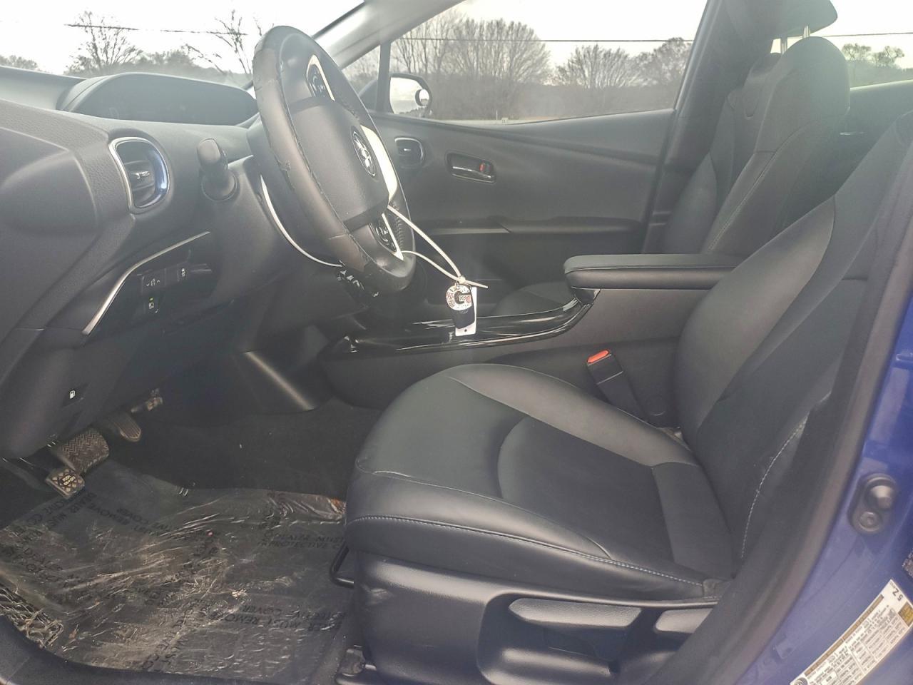 2016 TOYOTA PRIUS