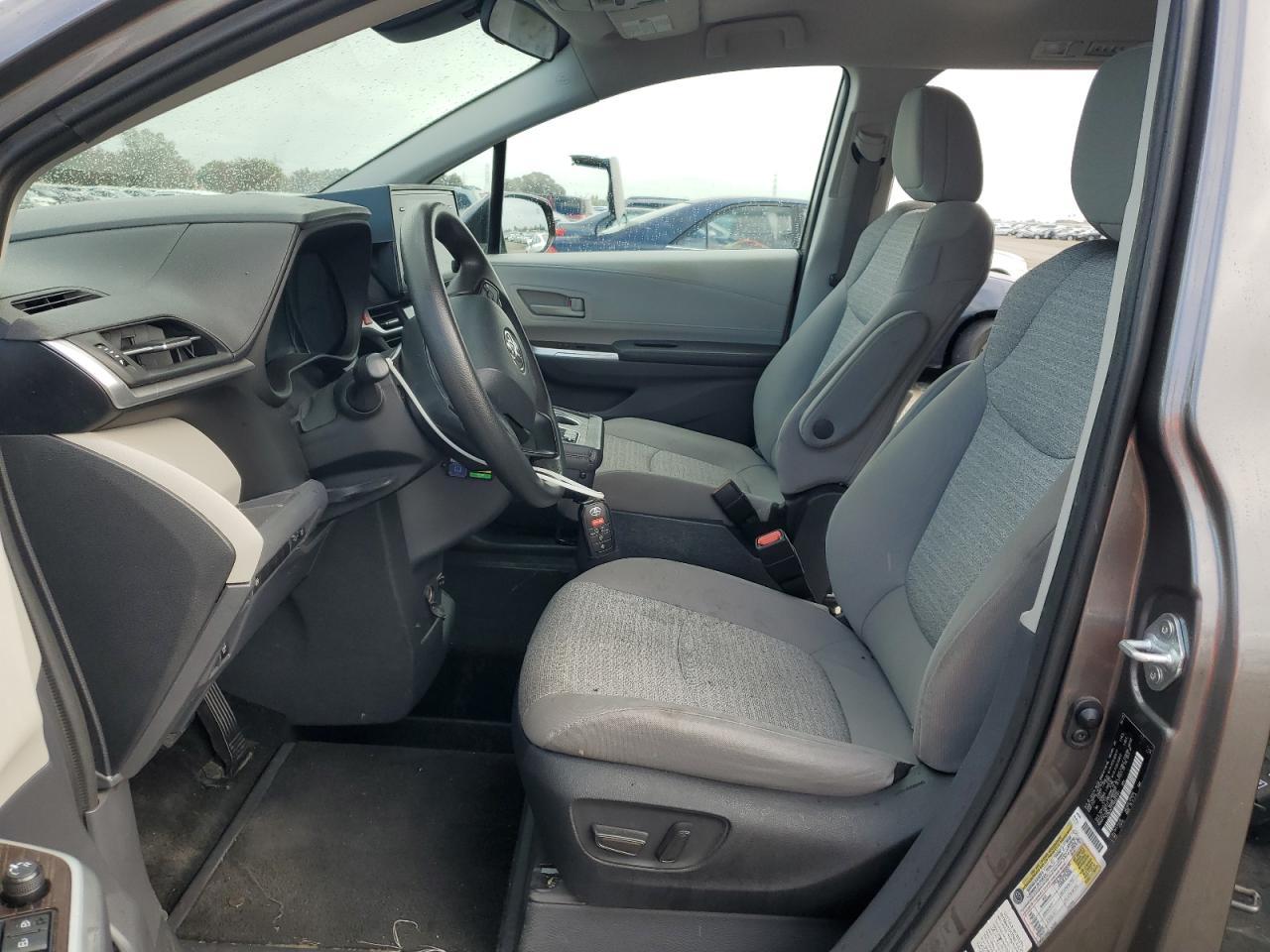2022 TOYOTA SIENNA