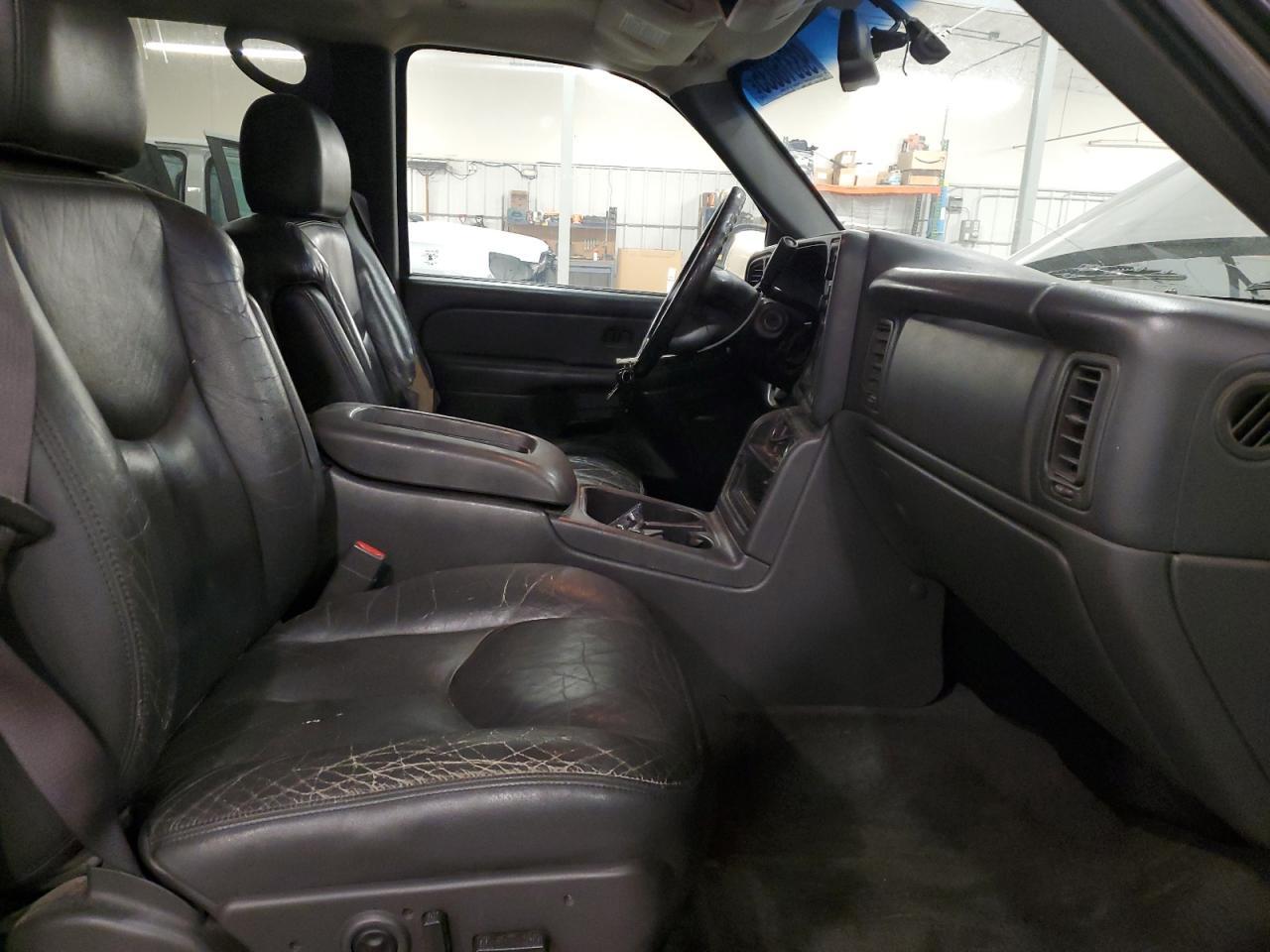 2004 CHEVROLET Avalanche