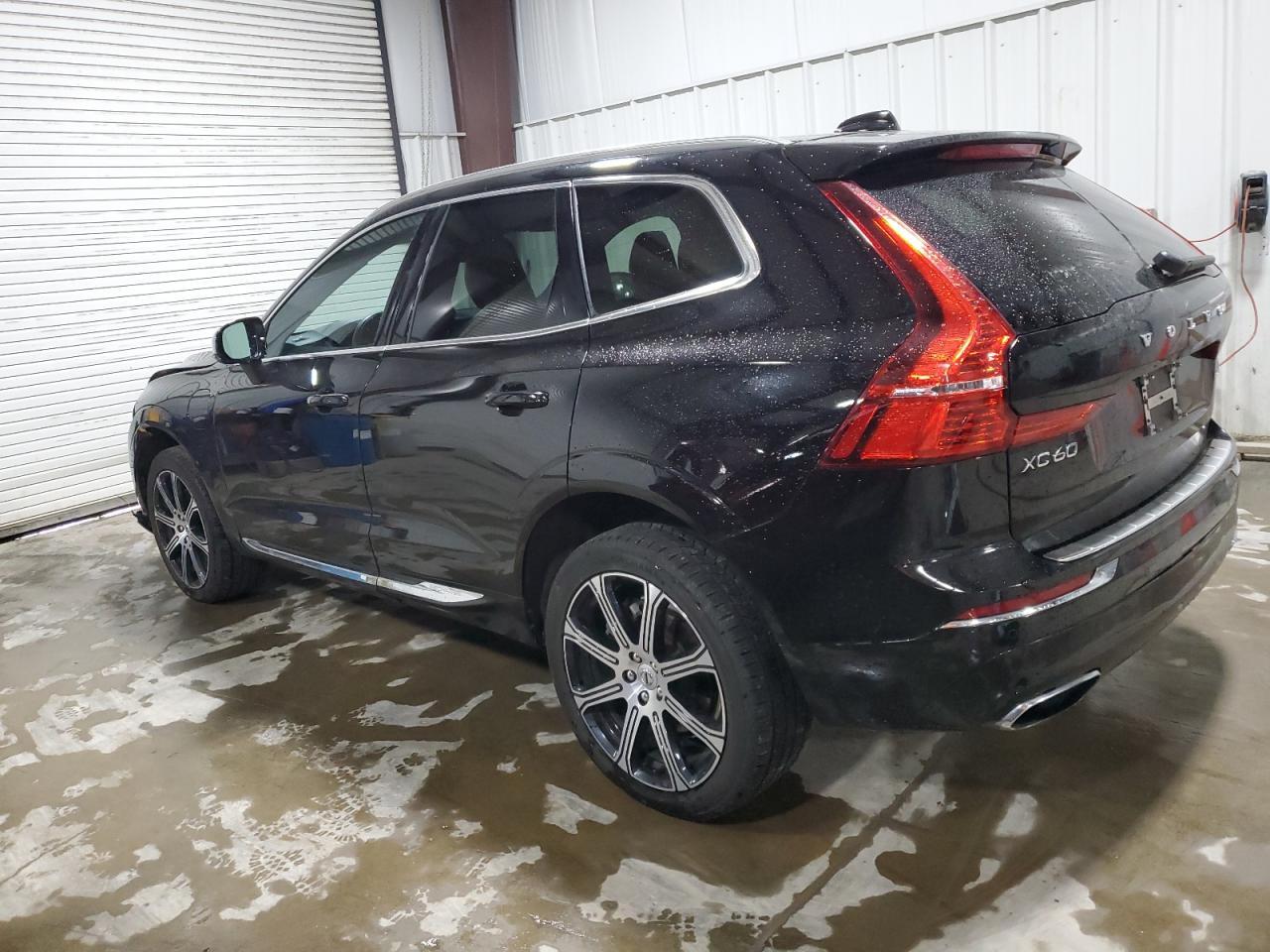 2021 VOLVO XC60