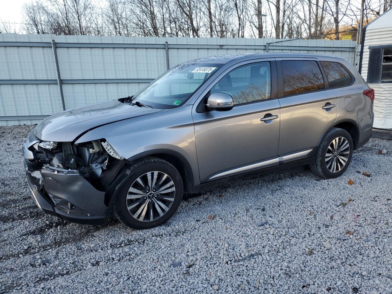2020 MITSUBISHI outlander