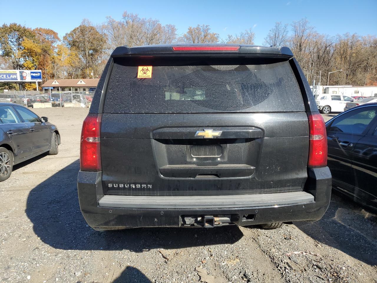 2016 CHEVROLET Suburban