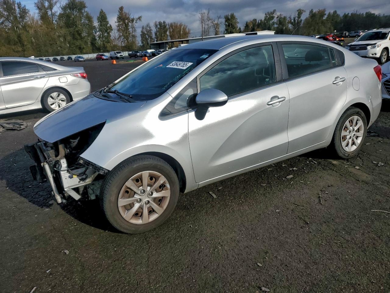 2013 KIA RIO