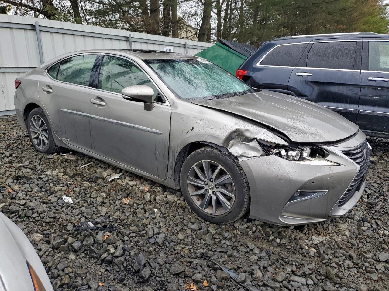2016 LEXUS ES 300H