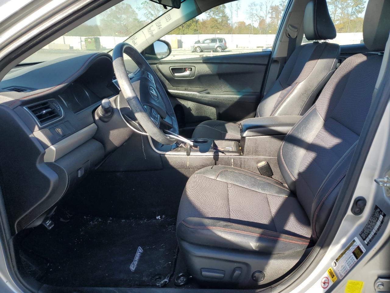 2017 TOYOTA CAMRY