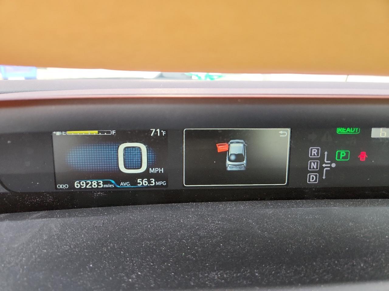 2016 TOYOTA PRIUS