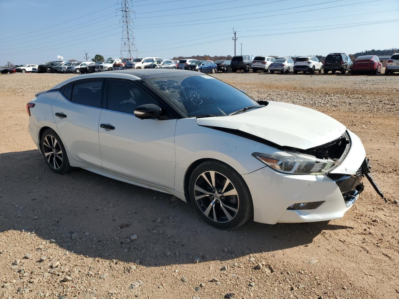 2018 NISSAN Maxima