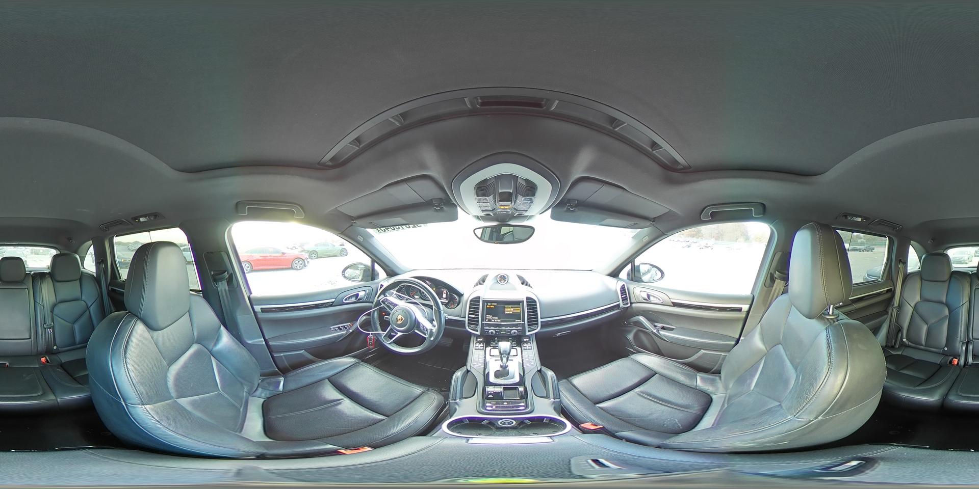2016 PORSCHE CAYENNE