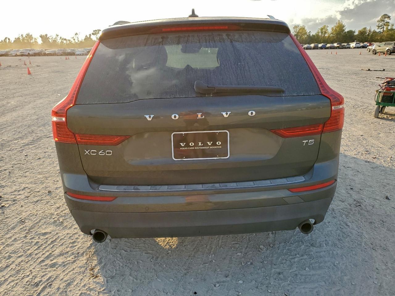 2019 VOLVO XC60